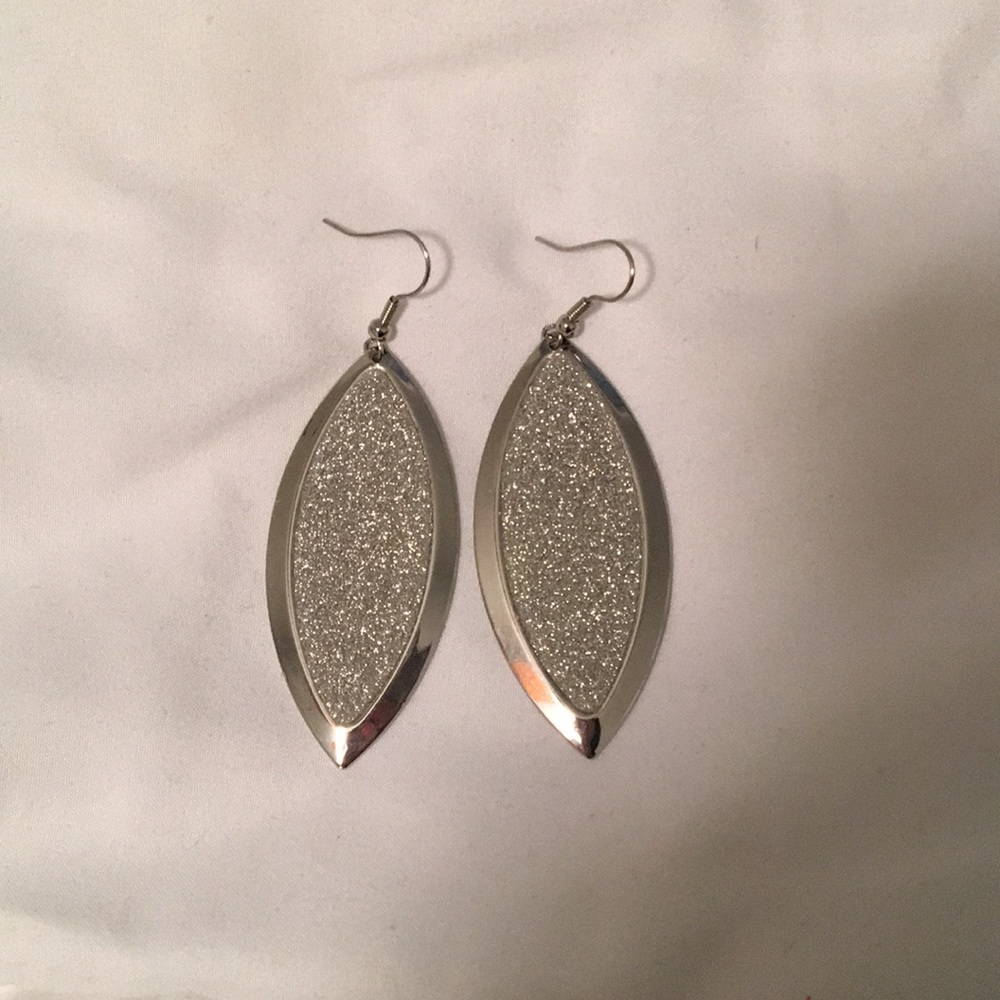 Silver Sparkly earrings